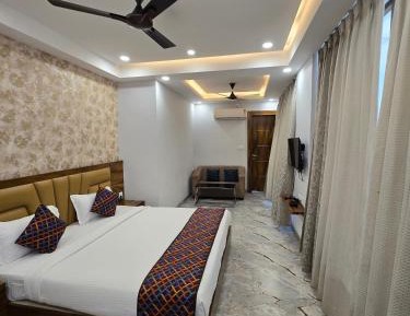 Suite with City View