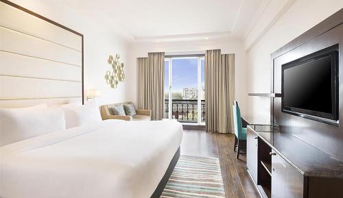 Superior Double Room: ( Enjoy Happy Hours 1+1 offer on Alcoholic Beverages 12 Pm-6 PM  (Except Dragon House), Soft Beverages ,Laundry service)