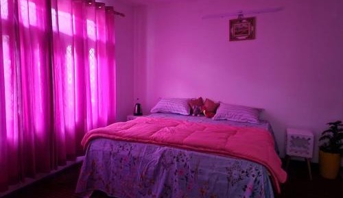 Deluxe Room (2 Adults + 1 Child)