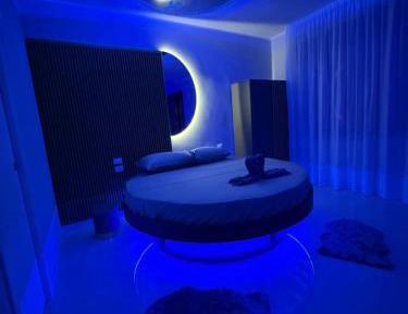 King Room with Spa Bath