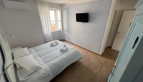 Studio with Garden View