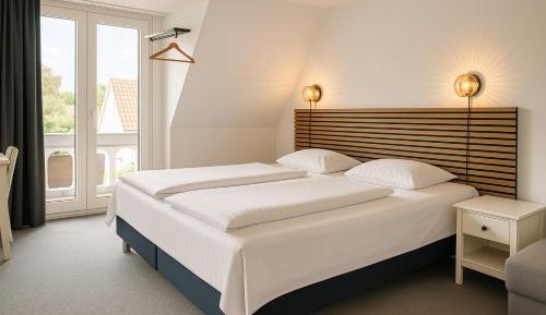 Double Room with Shared Bathroom