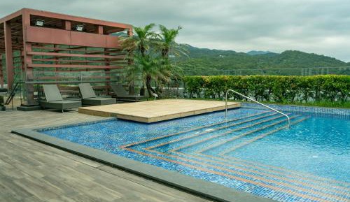 Quadruple Room with Mountain View