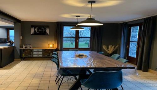 Four-Bedroom Holiday Home