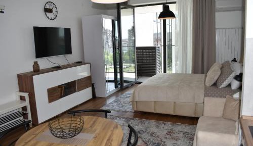 Deluxe Double Studio