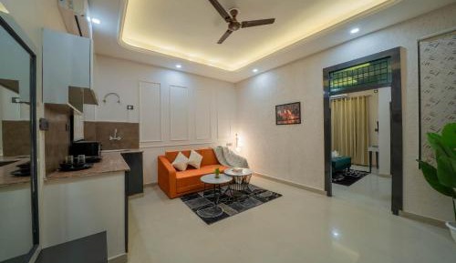 Studio with Sofa Bed