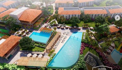 Quadruple Room with Private Bathroom