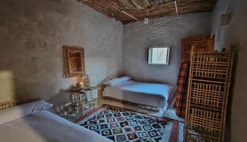 Standard Double Room with Shared Bathroom