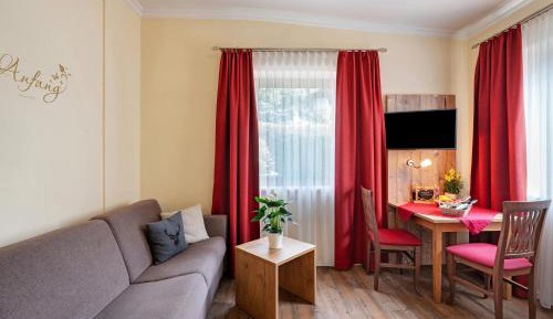 Superior One-Bedroom Apartment