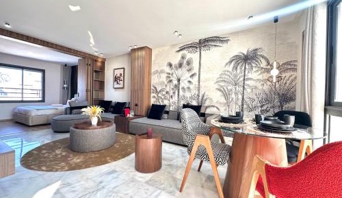 One-Bedroom Deluxe Apartment