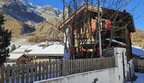 Three-Bedroom Chalet