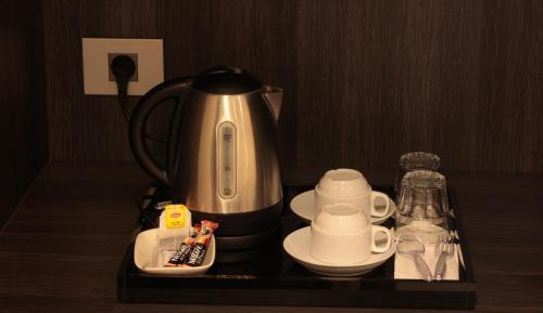 Deluxe Double or Twin Room with Pool View