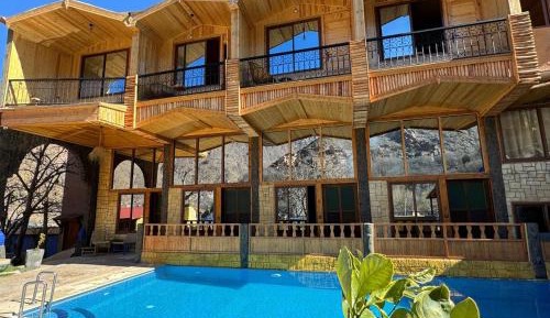 Double or Twin Room with Pool View