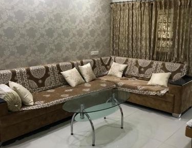 Apartment with Garden View