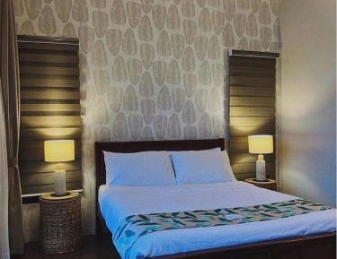 Family Room with Mountain View