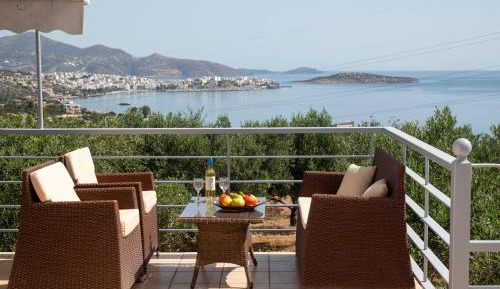 Three-Bedroom Apartment with Sea View