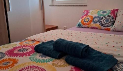 One-Bedroom Apartment with Balcony