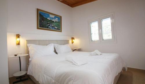 Queen Room with Balcony