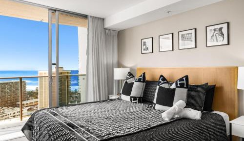 Two-Bedroom Deluxe Apartment with Ocean View