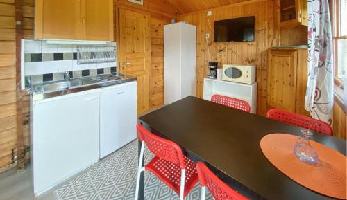 One-Bedroom Holiday Home