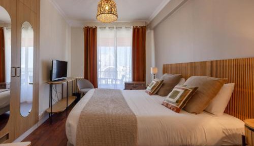 Comfort Double Room with Side Terrace