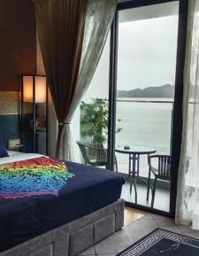 King Suite with Balcony