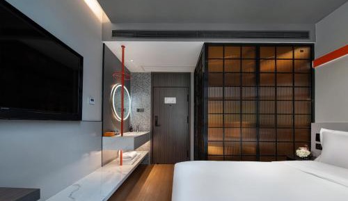 Deluxe Double Room with Shower