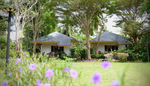 Deluxe Double Bungalow