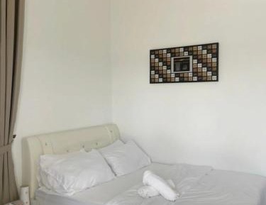 Studio Apartment with Queen Bed