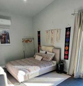 Queen Room with Garden View