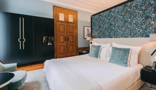 Classic with Balcony