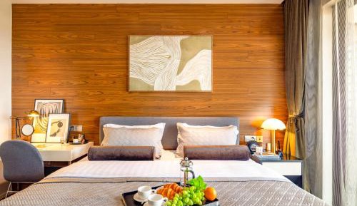 One Bedroom Deluxe Suite