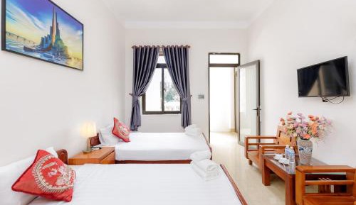 Twin Room with Balcony