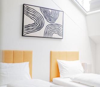 Superior One-Bedroom Apartment