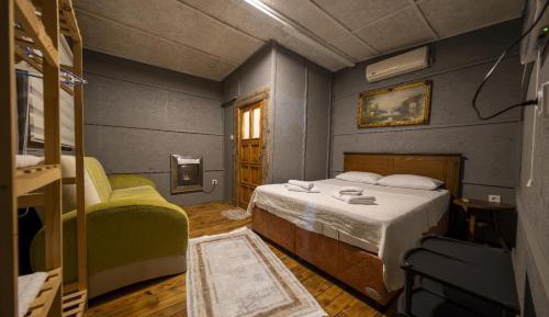 Double Room with Mountain View