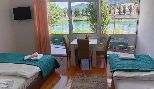 Triple Room with Lake View