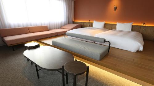 Deluxe Twin Room - Non-Smoking