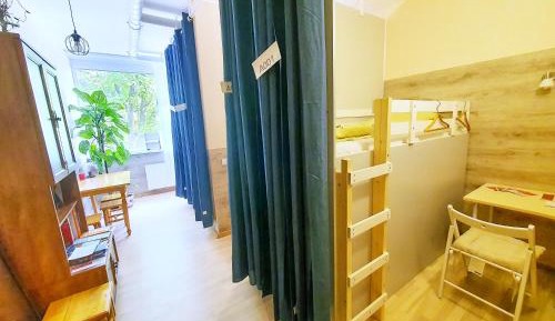 Bed in 4-Bed Mixed Dormitory Room