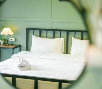 King Room with Garden View