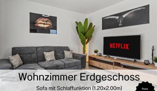 One-Bedroom Apartment with Terrace