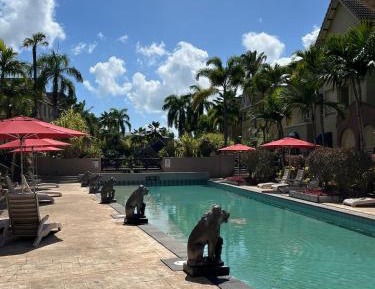 Family Two-Bedroom Apartment with View