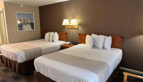 Deluxe Queen Room