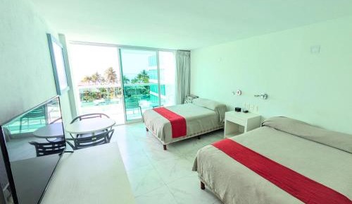 Deluxe Double Room with Two Double Beds - Balcony