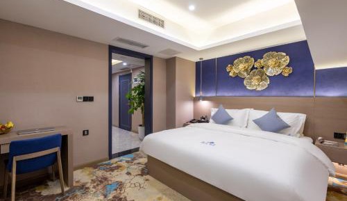 Single Room with Mountain View