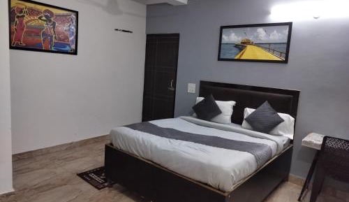 Double Room with Private Bathroom