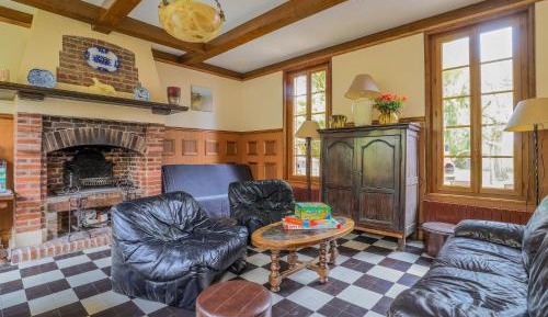 Three-Bedroom Vacation Home 