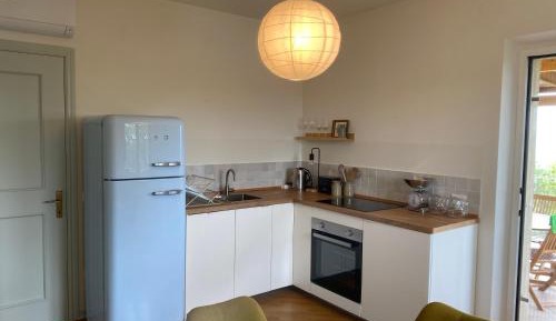 One-Bedroom Apartment with Terrace