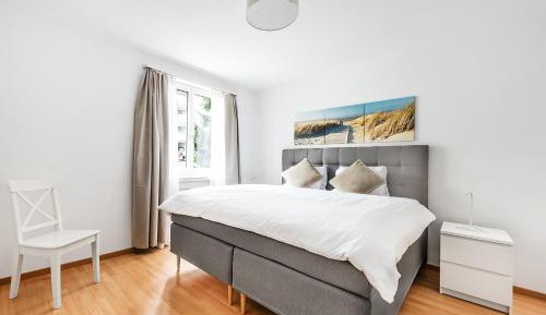 One-Bedroom Apartment with Terrace