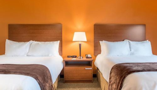 Queen Room with Two Queen Beds