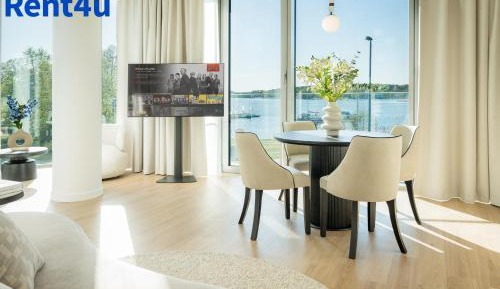 Two-Bedroom Apartment with Lake View